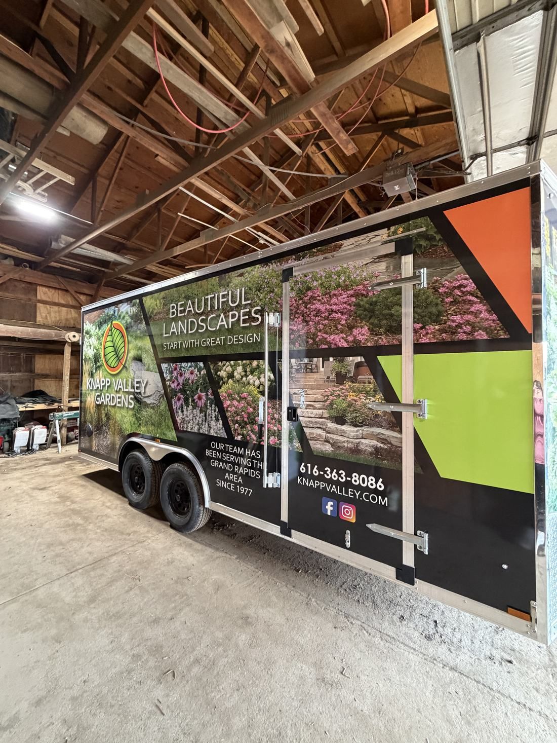 Knapp Valley Gardens. Branded hardscape trailer signage
